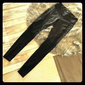 Alo leggings, black/gray with mesh bottom, sm